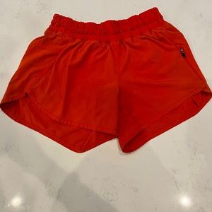 Tracker low-rise lined shorts 4” size 6